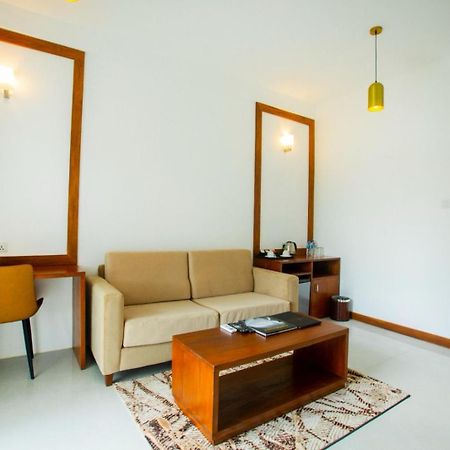 Tropical Life Resort And Spa 丹不拉 外观 照片